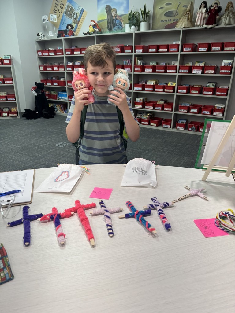 student in library 