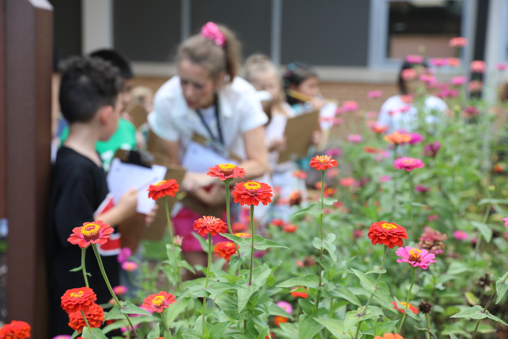 Brookwood School was thrilled to welcome Shane Kornberg from the University of Georgia 4-H Extension!