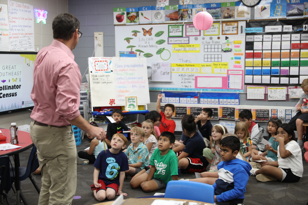Brookwood School was thrilled to welcome Shane Kornberg from the University of Georgia 4-H Extension!