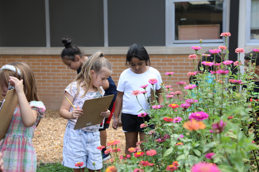 Brookwood School was thrilled to welcome Shane Kornberg from the University of Georgia 4-H Extension!