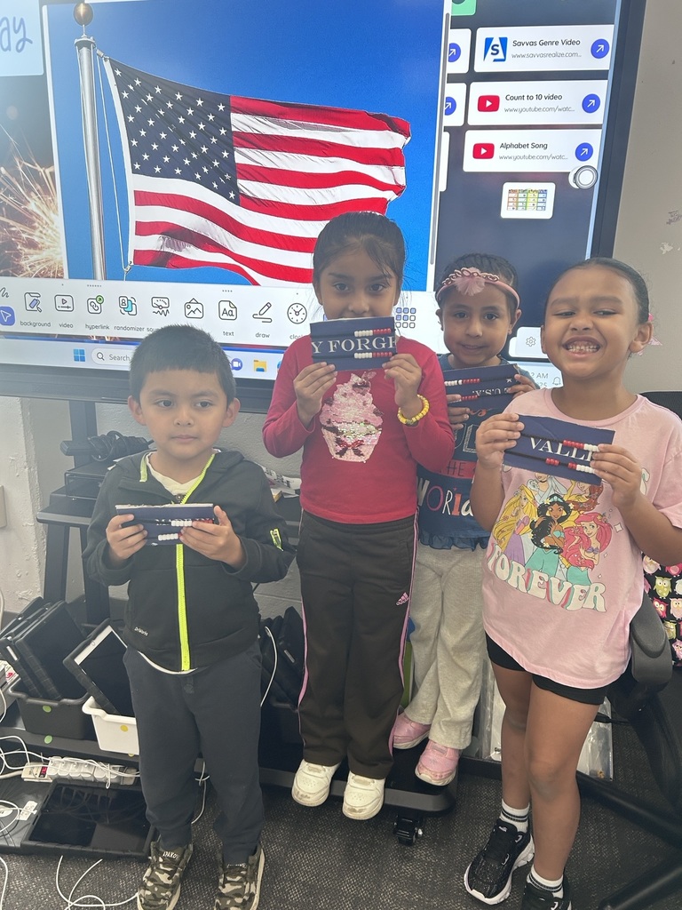 Students with patriotic items 