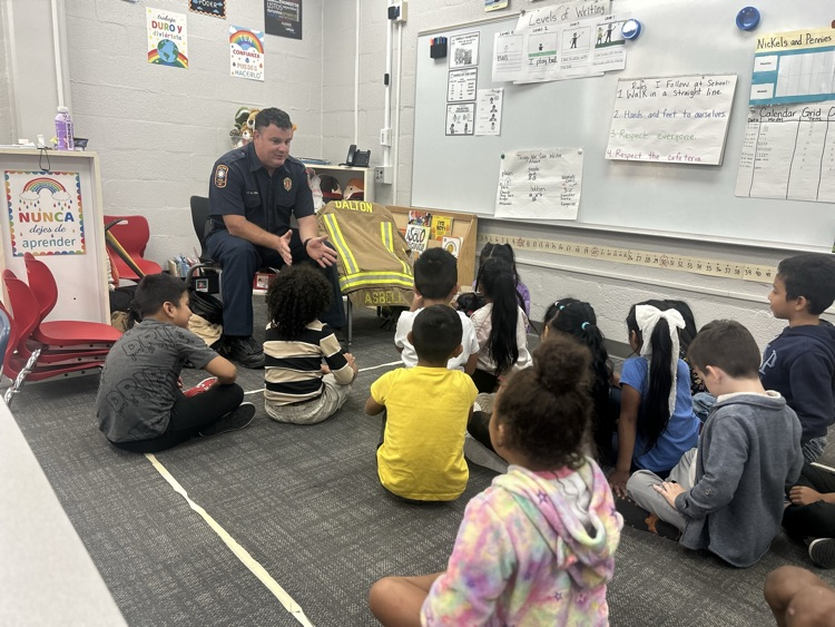 guest speaker with children 