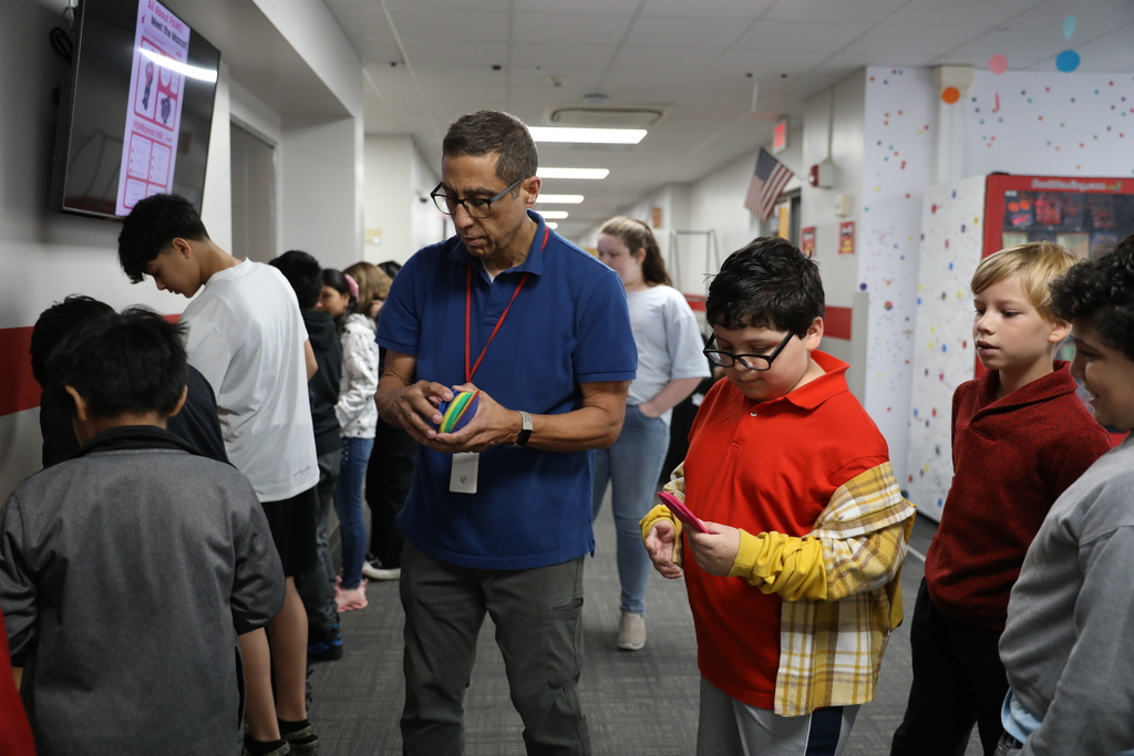 Classroom Spotlight: Mr. Damasch’s Art Class