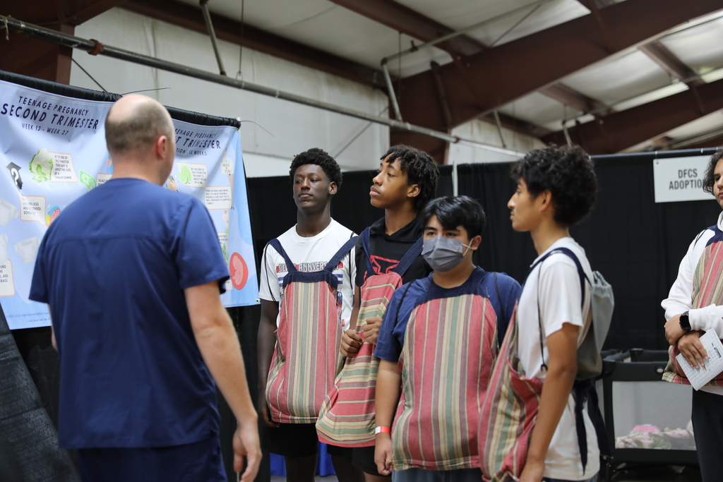 This week, DPS high school sophomores had the opportunity to participate in the interactive ‘game of life’ at the Teen Maze event organized by United Way of Northwest Georgia!