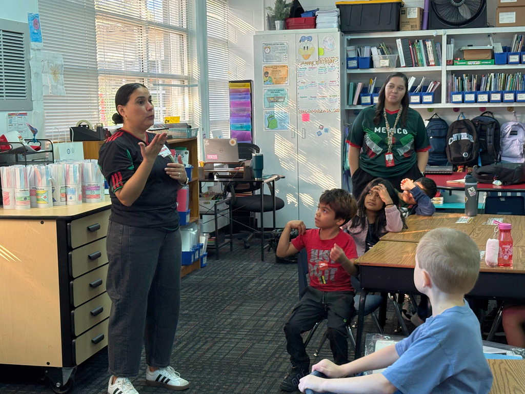 Students in Olivia Holmes’ classroom at Westwood School celebrated Hispanic Heritage Month by creating colorful piñatas! Guest speaker Mrs. Paniagua joined the class to share the fascinating history and cultural significance of piñatas in Hispanic traditions — symbols of joy, celebration, and community.