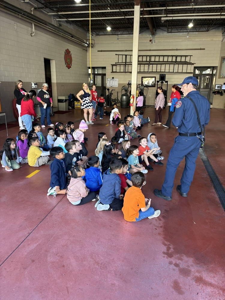 kindergarten students visit fire station
