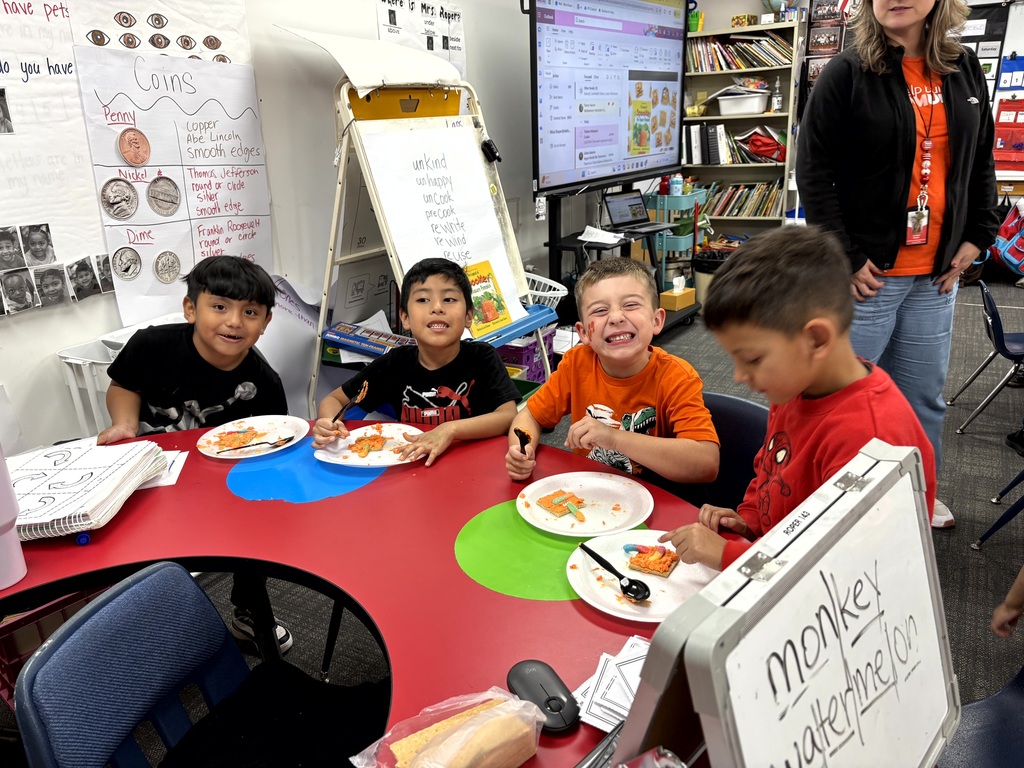 kindergarten students in classroom