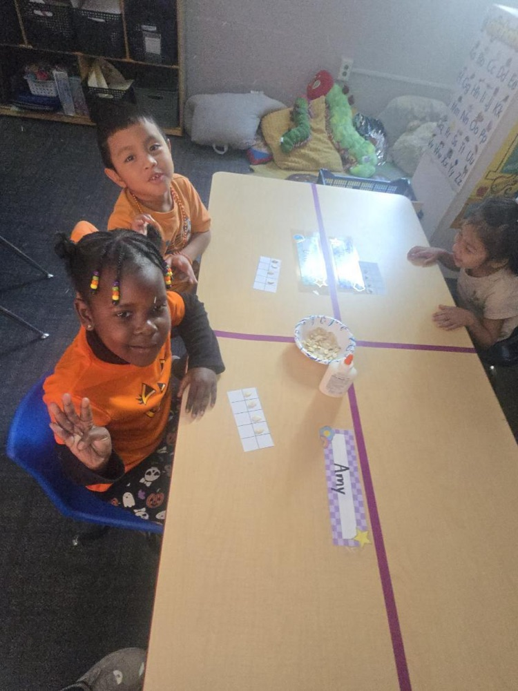 kindergarten students in class