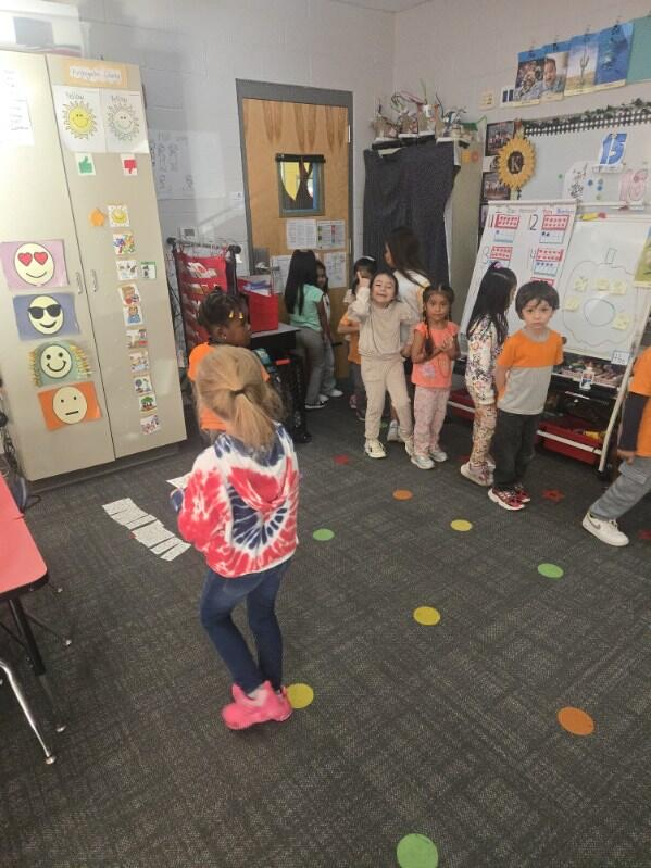 kindergarten students in class
