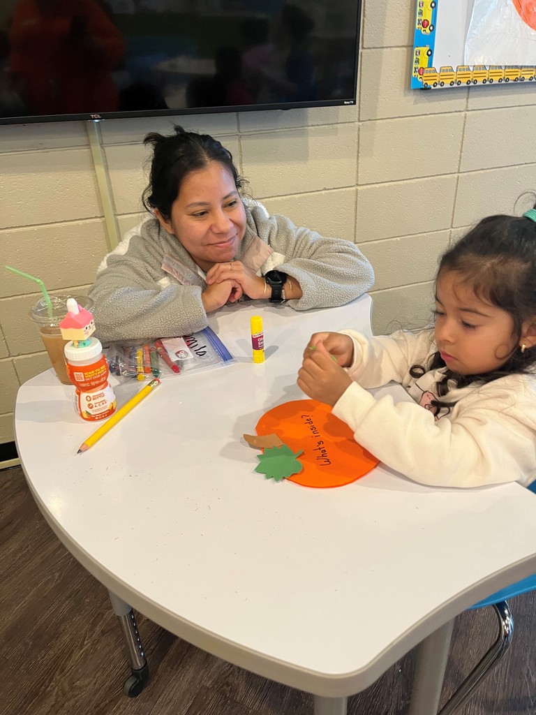 Our Little Cats are exploring the wonders of fall! 🍂  This week, they learned how pumpkins grow from tiny seeds by reading From Seed to Pumpkin and creating their own life cycle diagrams. In small-group STEM activities, students became pumpkin investigators, observing size, color, and shape, predicting which pumpkins would float or sink, and examining the inside of a real pumpkin!  To tie in math, they measured how tall each child was using pumpkin cutouts, discovering how many “pumpkins tall” they are! Our Little Cats loved learning through these fun, hands-on fall activities. 