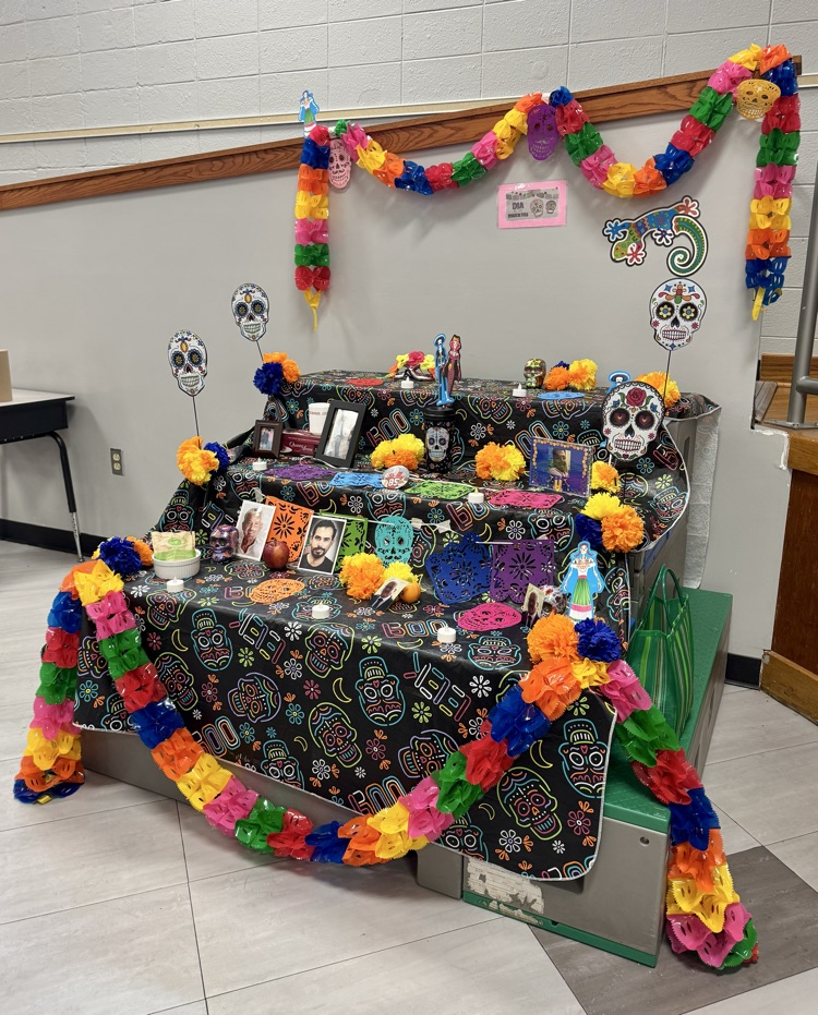 A picture of the Day of the Dead altar 