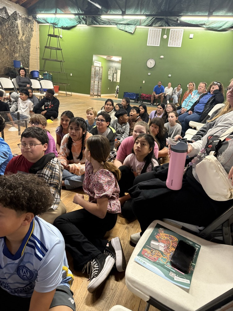 students on field trip