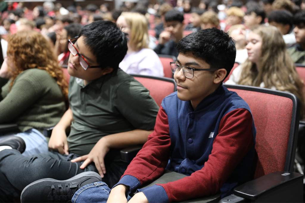 Hammond Creek and Westwood School were excited to welcome award-winning author Carmen Deedy to speak with our students! During her visit, Ms. Deedy shared stories about her life, her journey as a writer, and the power of storytelling to connect people and spark imagination. Students were captivated by her humor, warmth, and encouragement to find their own voices through writing.