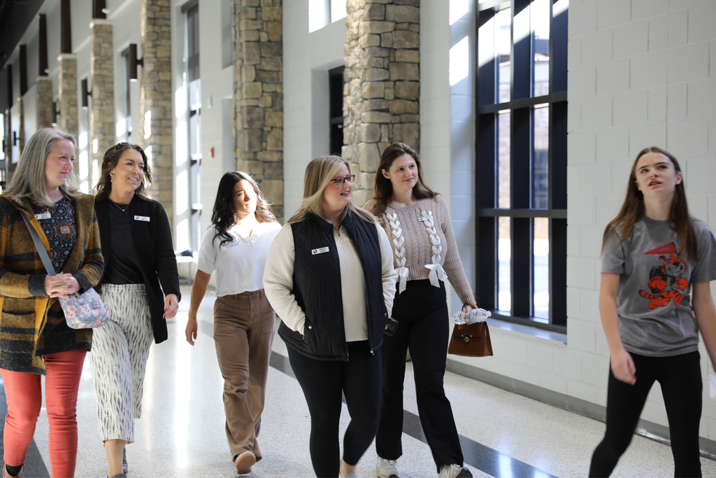 Dalton Public Schools Proudly Hosts Leadership Dalton-Whitfield for Annual Education Session Dalton Public Schools was honored to host the Leadership Dalton-Whitfield organization for its annual education session at the JA Discovery Center on the Hammond Creek Middle School campus ā a day that celebrated innovation, collaboration, and community pride. Read more: https://www.daltonpublicschools.com/article/2546941