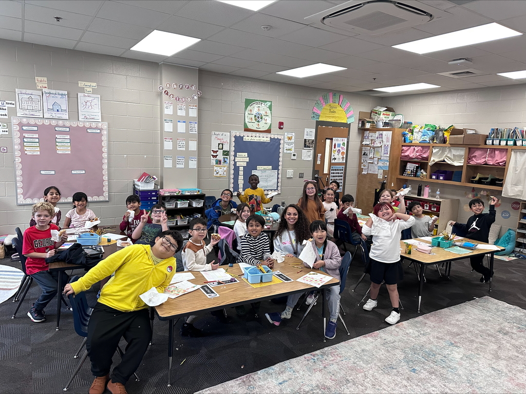 Mrs. Fraire’s and Mrs. Paredes’s classes were both selected for showing exceptional kindness in the lunchroom! These students demonstrated helpfulness in the cafeteria by using their manners, cleaning up after themselves, and showing kindness to their classmates and others. Keep up the great work, Lions!