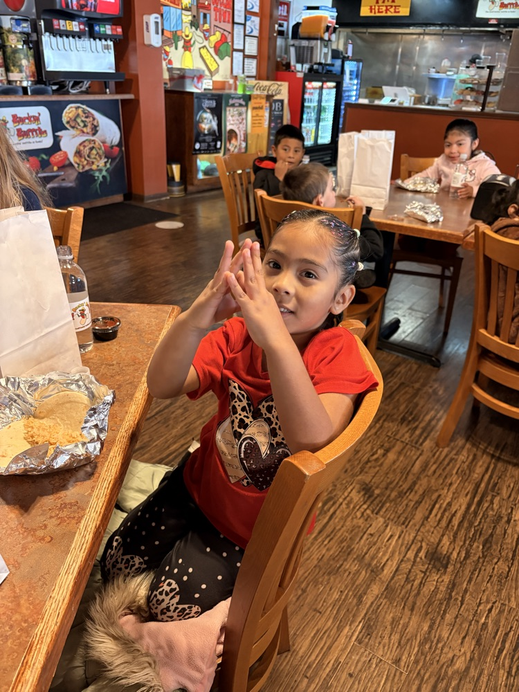 kindergartners on field trip 