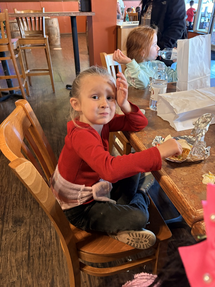 kindergartners on field trip 