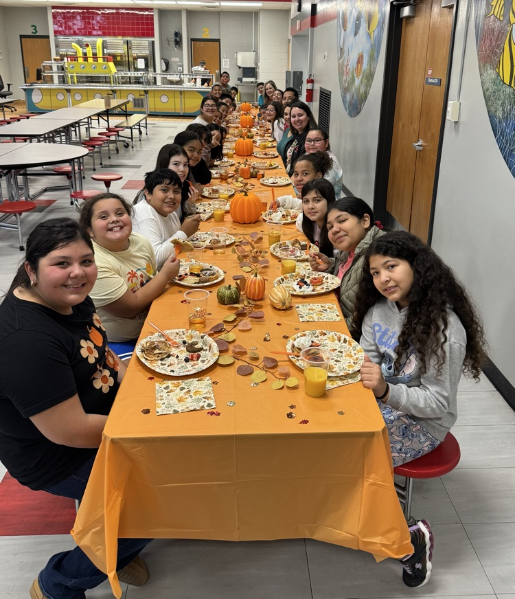 Students enjoying their breakfast 