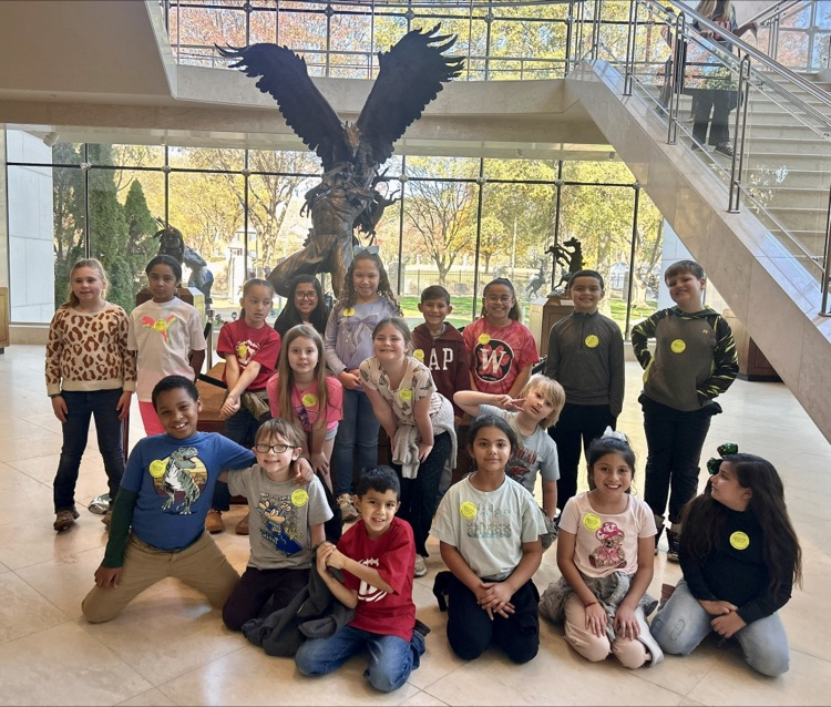 Mrs. Vera’s class at the museum 