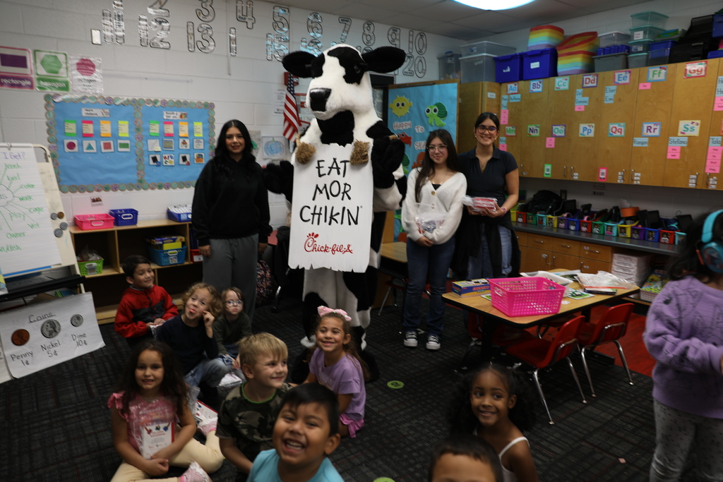 The Dalton High School Chick-fil-A Leadership Academy — a national student leadership program built on service — visited Westwood School recently with a special guest: the Chick-fil-A cow! Students received books, and teachers were surprised with gift cards. We love seeing our student leaders spread joy across our district!
