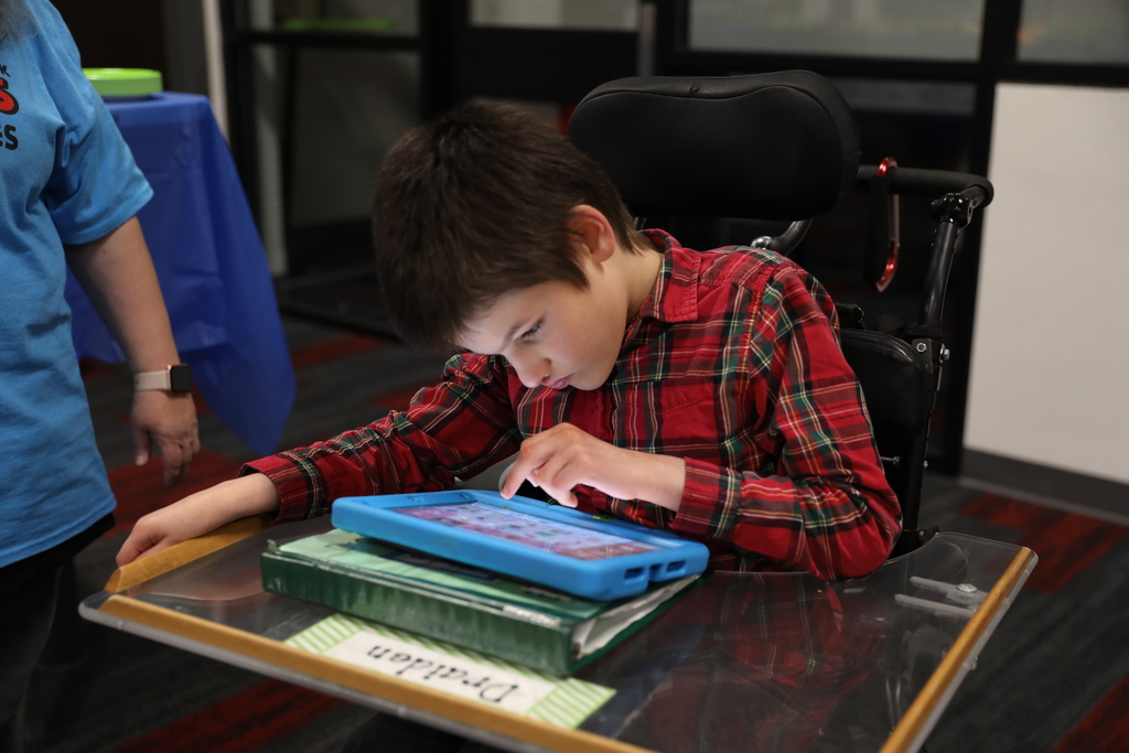 We had an incredible afternoon at the “The Great Ones” Middle School Science Fair! Our Hammond Creek Middle School students showcased creativity, curiosity, and impressive scientific thinking. Thank you to everyone who stopped by to support our young scientists—your encouragement makes all the difference!