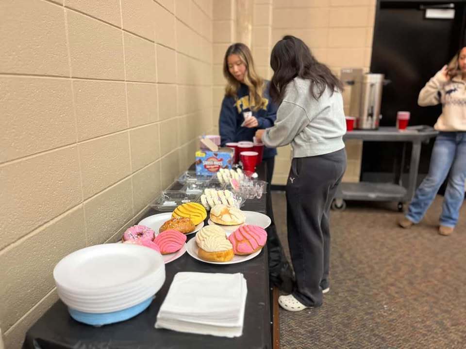 The Dalton High School Interact Club completed their November service project by creating handwritten cards for patients and staff at our local hospital.   Each member wrote up to four notes filled with encouragement, gratitude, and well-wishes. Their goal: to learn how to serve, thrive, and lead within our community—one small act of kindness at a time.  These cards were a simple way to offer comfort and remind others that even little acts of service can make a big impact!