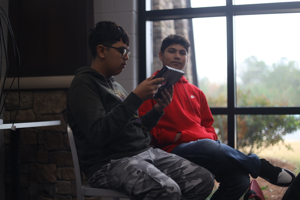 Hammond Creek recently hosted its annual Bloxel Build and Game Days, where students brought their ecosystem and biome studies to life by designing their own digital games using Bloxels. Throughout the week, students built their games and later showcased their creativity during dedicated gameplay days. Visitors had the opportunity to hear students explain their learning, share their designs, and celebrate their hard work. It was an engaging and exciting event for both students and guests!