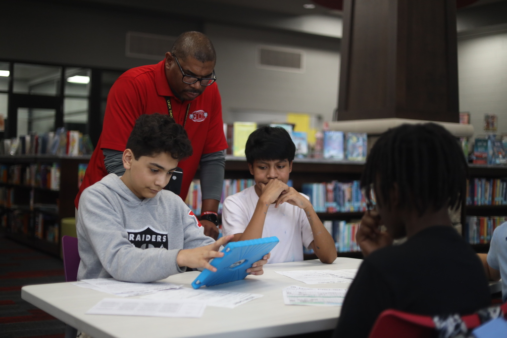 Hammond Creek recently hosted its annual Bloxel Build and Game Days, where students brought their ecosystem and biome studies to life by designing their own digital games using Bloxels. Throughout the week, students built their games and later showcased their creativity during dedicated gameplay days. Visitors had the opportunity to hear students explain their learning, share their designs, and celebrate their hard work. It was an engaging and exciting event for both students and guests!