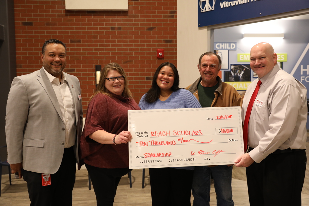 Dalton Public Schools celebrated its 2025 cohort of REACH Georgia Scholars during an official signing ceremony held today at the Junior Achievement Discovery Center. Students, families, educators, mentors, sponsors, and special guest Senator Chuck Payne gathered to recognize the achievements and future potential of this year’s scholars.
