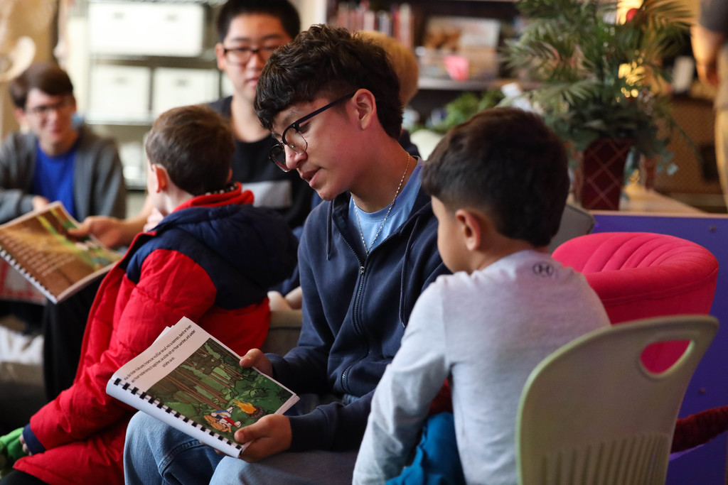 Dalton High School German students recently visited Brookwood School to read with their German immersion classes! A wonderful day of language learning, mentorship, and community connection.