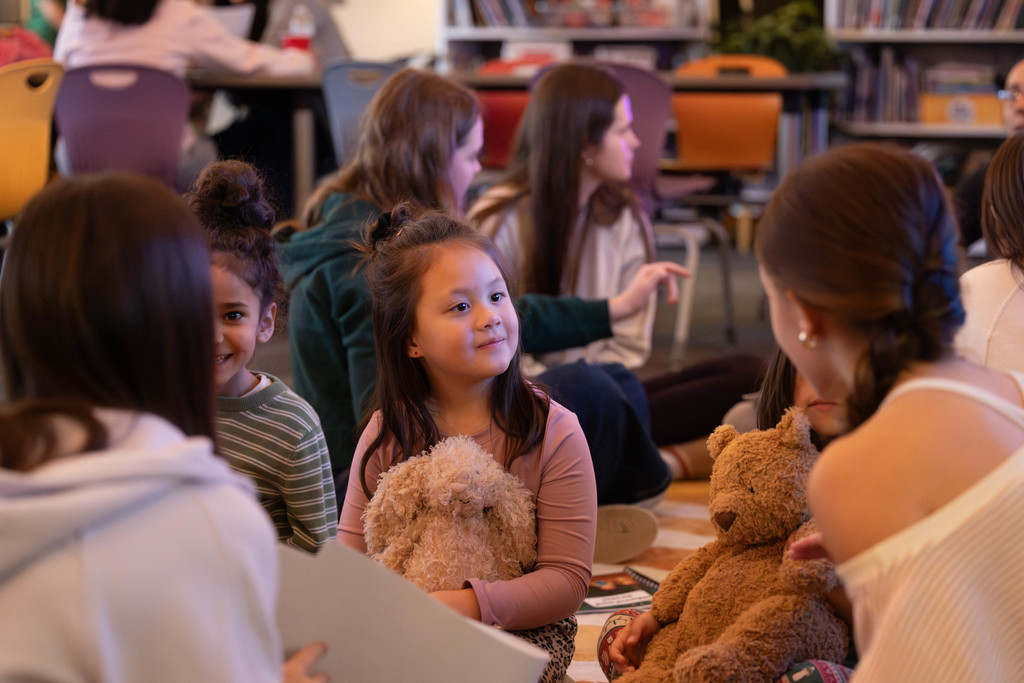 Dalton High School German students recently visited Brookwood School to read with their German immersion classes! A wonderful day of language learning, mentorship, and community connection.
