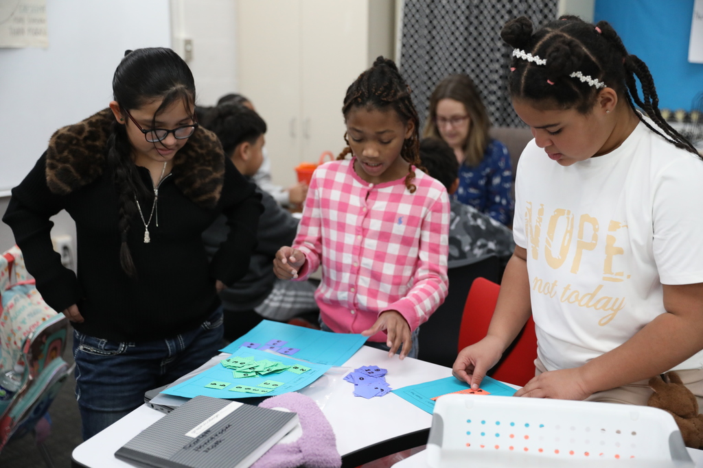 Classroom Spotlight: Students in Radha Menon’s class at City Park School worked in small groups last week to compare fractions. Each hands-on activity challenged them to think critically and strengthen their fraction skills!
