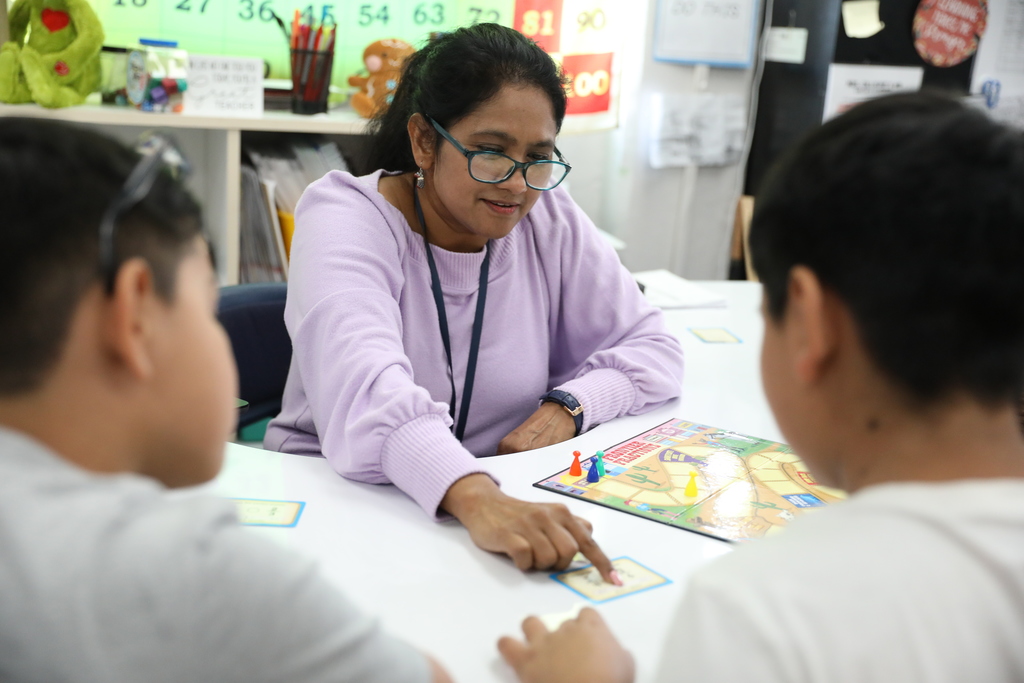 Classroom Spotlight: Students in Radha Menon’s class at City Park School worked in small groups last week to compare fractions. Each hands-on activity challenged them to think critically and strengthen their fraction skills!
