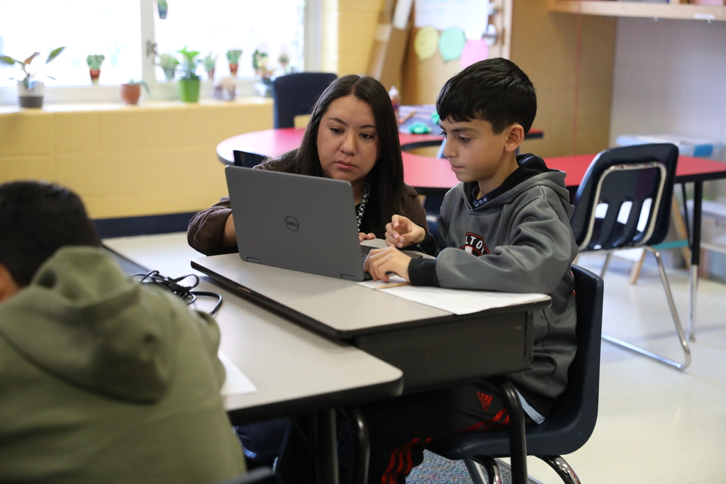 Classroom Spotlight: Students in Gabby Rodriguez’s class at Park Creek School reviewed their volume lessons with a festive, real-world challenge! They worked to find the greatest volume gift for the lowest price — a fun way to put their math skills to the test.