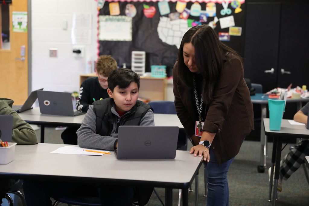 Classroom Spotlight: Students in Gabby Rodriguez’s class at Park Creek School reviewed their volume lessons with a festive, real-world challenge! They worked to find the greatest volume gift for the lowest price — a fun way to put their math skills to the test.