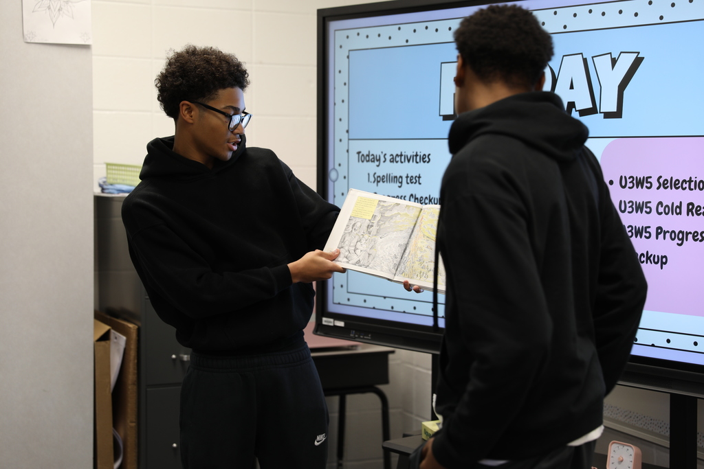 The Dalton High School Boys Basketball Team visited Westwood to read with their students and spend time connecting with them during lunch. From storytime to smiles, it was a wonderful opportunity for our students to enjoy reading and build relationships with great role models. Thank you to our DHS athletes for making the day so special!