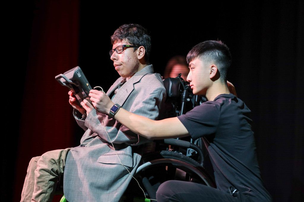 Our Dalton High School students recently brought the classic story "A Christmas Carol" to life with a wonderful performance. Thank you to the students, staff, and directors for sharing your hard work, creativity, and holiday spirit with our students!