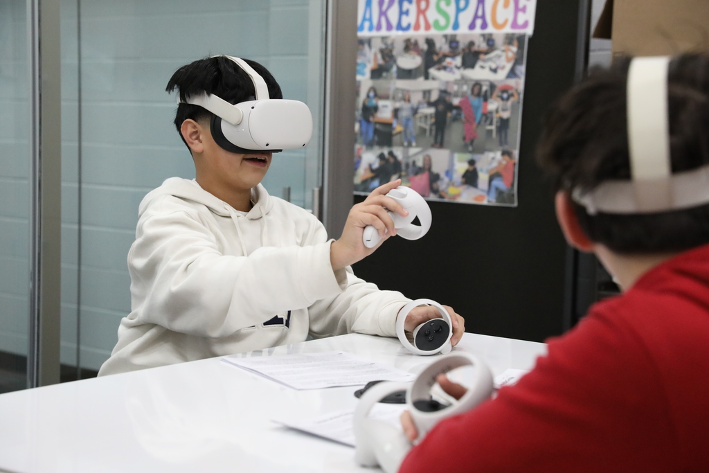 Classroom Spotlight: Madyson Evans recently immersed her students in history through an engaging VR experience in the media center! Students explored a simulation of the Civil War and surrounding historical events, bringing the past to life through innovative technology and hands-on learning.