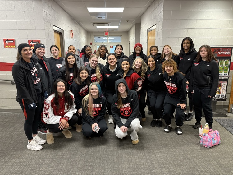 dHS girls basket ball team