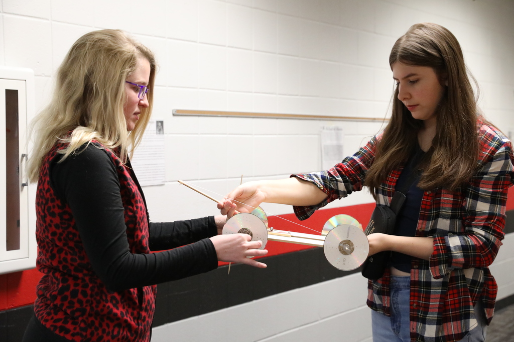 Classroom Spotlight: Abigail Weber | Dalton Junior High School 🚗⚙️ Learning comes to life in Ms. Weber’s classroom! Students put physical science into action by designing and building mousetrap cars, applying real-world engineering to explore simple and compound machines, mechanical advantage, and energy transformation. Through this hands-on challenge, students investigated how stored potential energy transforms into kinetic energy, analyzed balanced and unbalanced forces, and used Newton’s Laws of Motion to explain how force, mass, and acceleration impact motion. A great example of creativity, critical thinking, and science in action at Dalton Public Schools!