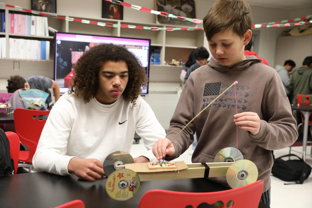 Classroom Spotlight: Abigail Weber | Dalton Junior High School 🚗⚙️ Learning comes to life in Ms. Weber’s classroom! Students put physical science into action by designing and building mousetrap cars, applying real-world engineering to explore simple and compound machines, mechanical advantage, and energy transformation. Through this hands-on challenge, students investigated how stored potential energy transforms into kinetic energy, analyzed balanced and unbalanced forces, and used Newton’s Laws of Motion to explain how force, mass, and acceleration impact motion. A great example of creativity, critical thinking, and science in action at Dalton Public Schools!