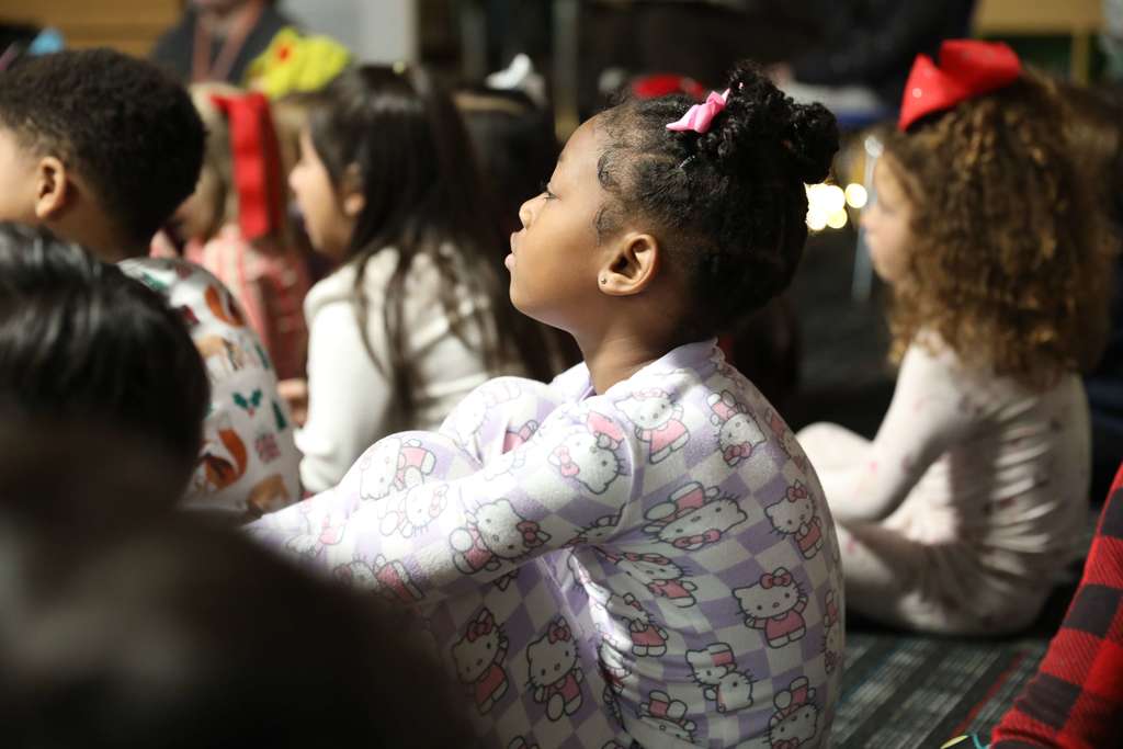 All aboard! 🚂❄️ Yesterday, Deputy Superintendent Nick Sun made a special stop at Westwood School to read "The Polar Express." After presenting their golden tickets, students traveled along the tracks to find the perfect reading spot while Mr. Sun brought the story to life as the Conductor. A magical journey full of imagination and joy!