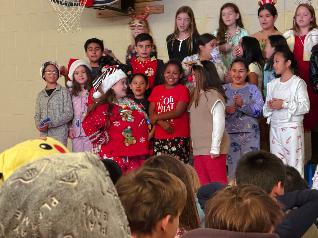 students at the holiday sing-a-long! 