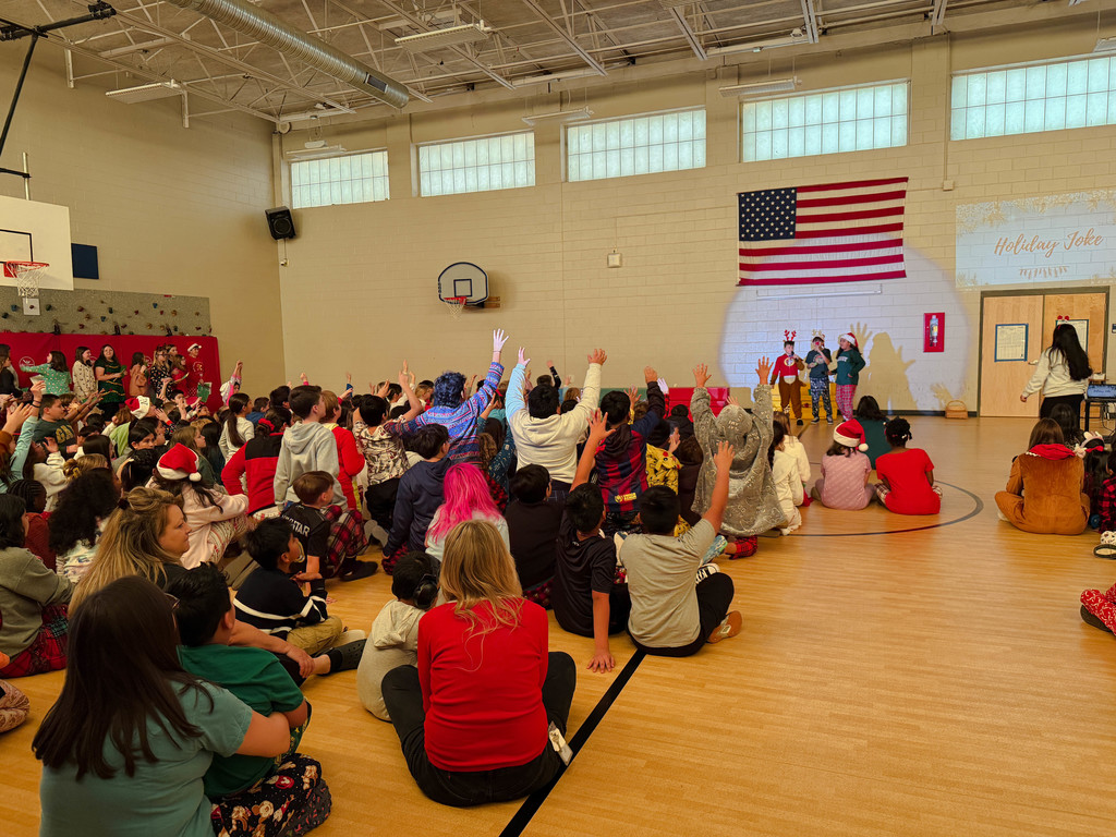 students at the holiday sing-a-long! 