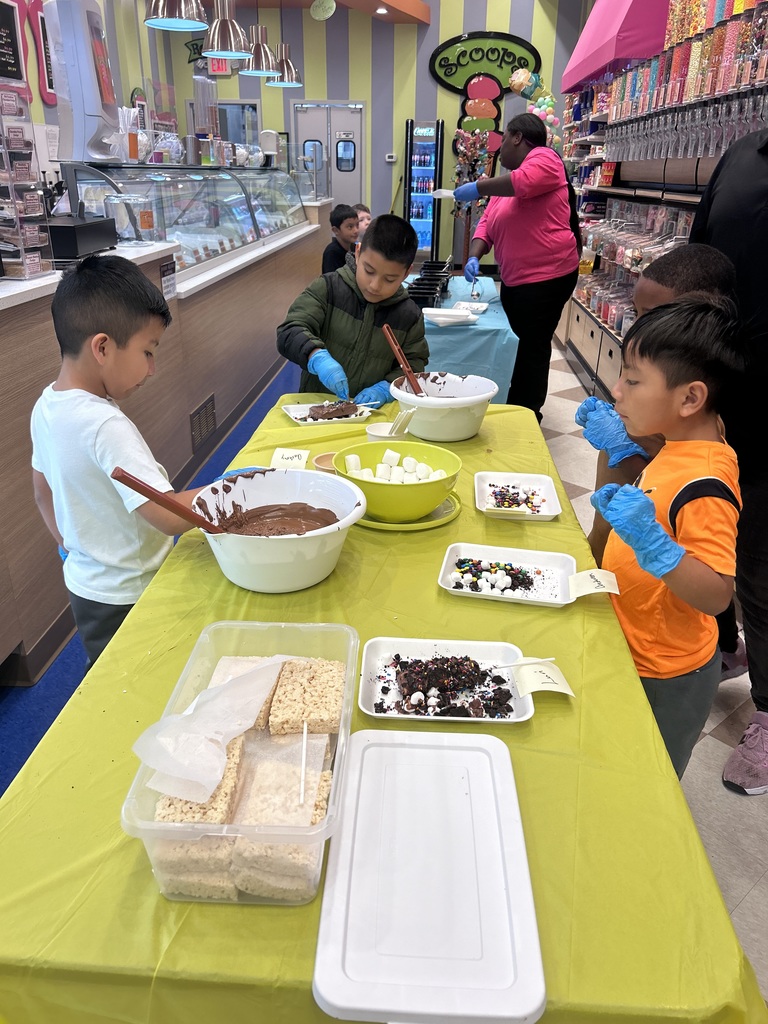 first grade field trip to Scoops