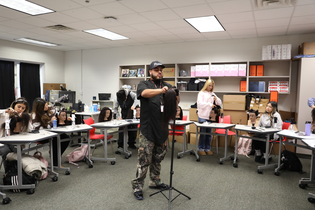 CTAE Month highlight ✂️ Barbering students at The Dalton Academy are building essential skills by learning how to properly section hair with instructor Daniel De La Fuente. This foundational technique sets the stage for future success in the industry—and soon they’ll be learning in a newly remodeled, specialized Barbering and Cosmetology classroom at The Academy! #CTAEMonth