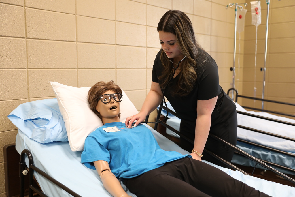 CTAE Month highlight 🩺 Health Care Science (Patient Care) students at Dalton High School are developing essential clinical skills with instructor Heather Sliger. From taking vital signs and performing CPR to learning foundational patient care techniques, students are gaining hands-on experience that prepares them for future careers in the health care field. #CTAEMonth