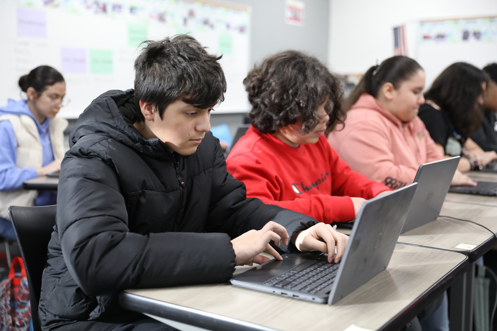 CTAE Month highlight 🧭 Career Exploration students at Hammond Creek Middle School, led by instructor Raul Ramirez, are discovering the wide range of career clusters and learning about the many job opportunities available to them. This course helps students build awareness of their interests and strengths while preparing them to make informed choices about future CTAE pathways. #CTAEMonth