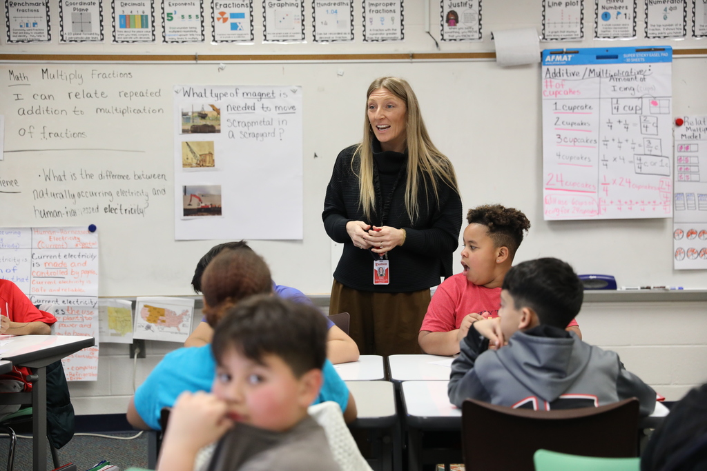 Classroom Spotlight: Students in Amanda Souther’s class at Park Creek School are exploring the power of magnets! Through hands-on learning, they discovered how magnetism works, its connection to electricity, and how these forces are used in the real world.⚡🧲