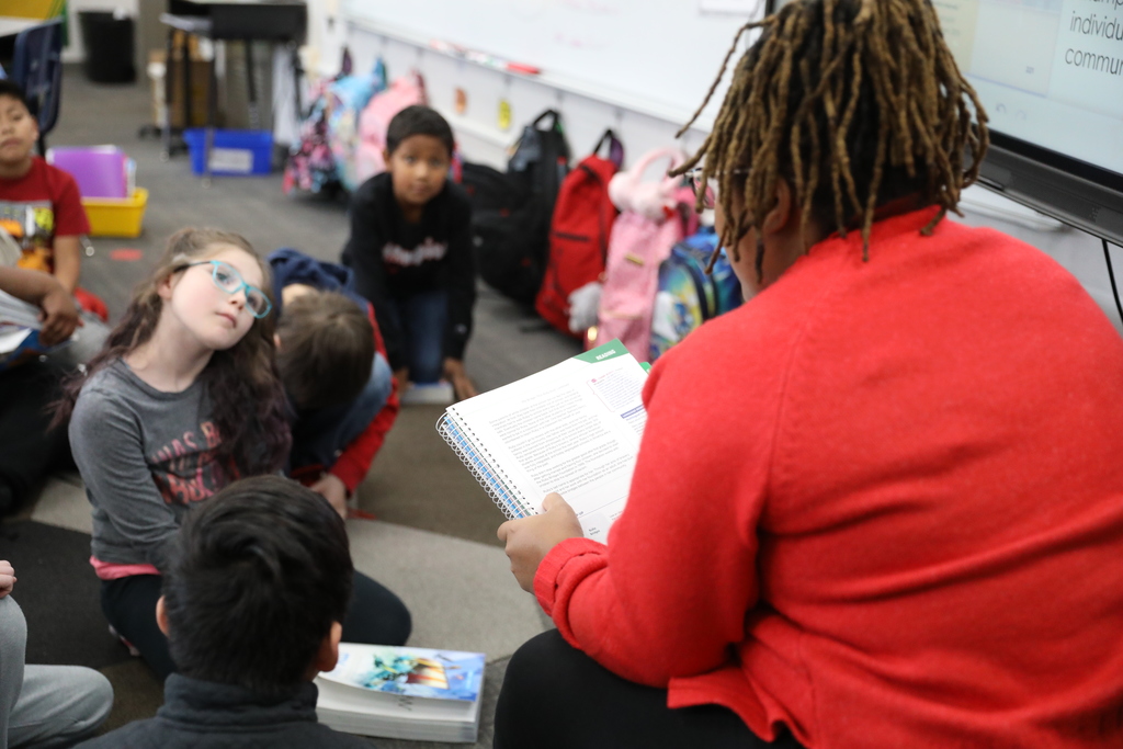 Classroom Spotlight: City Park School  Students in Tichina Starling’s classroom gathered for a Read Aloud from their SAVVAS myView curriculum, reading The Bridges That Ruby Built. This powerful biography tells the story of Ruby Bridges, a brave young girl who helped integrate schools and stood strong in the face of injustice.  As they listened, students discussed key elements of the biography and answered questions about Ruby’s life, challenges, and impact. Through this story, students learned important lessons about courage, perseverance, and how one person can help create positive change. 🌟